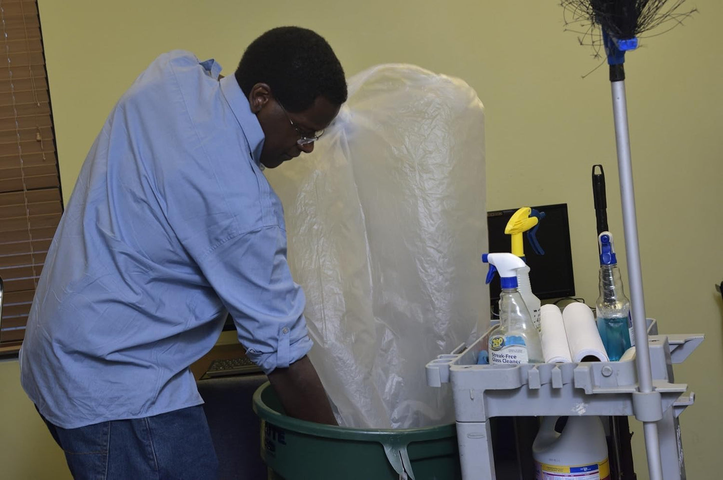 Aluf Plastics High Density Trash Bags, 16 Gallon, 4000 Count, 8 Micron (eq), 24" x 33", Black, for Bathroom, Office, Industrial, Commercial, Janitorial, Municipal, Recycling